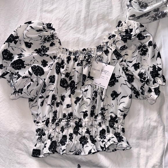 Flower Pattern Blouse Bought in Japan - Picture 4 of 4